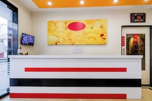 Lobby - Collection O Saraswathi Park (Visakhapatnam)