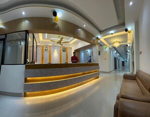 Hall
