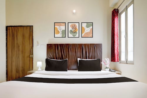 Super OYO Townhouse Hyderabad Gate IIT
