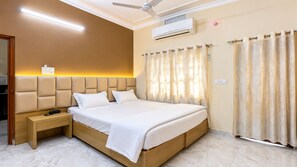 Room - Host Varanasi (Varanasi)