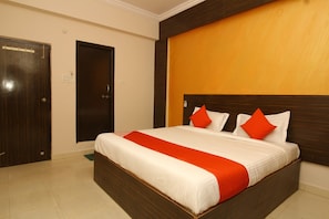 Room - Hotel O Nav Bharath Residency (Hyderabad)