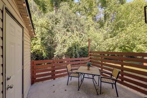 Duplex 6 Miles to Downtown Augusta