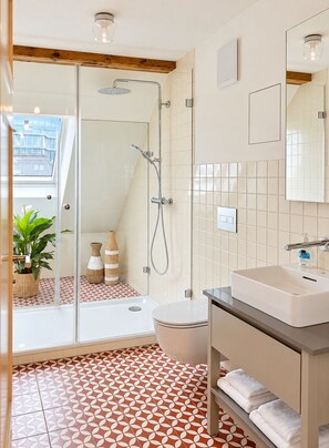 Bathroom - Elegant Zürich Penthouse - Private Rooftop & Lake Views (Zürich)