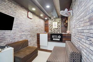 Lobby - Hotel O Haibowal Crossway (Ludhiana)
