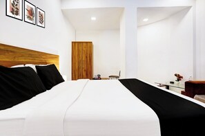 Room - Hotel O Nashik Road (Nashik)