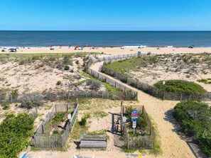 Beach - Oceanside 1BR Condo Close to Beach (Ocean City)