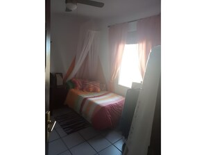 Room - Country House 'Finca Fani 1 con Estudio' with Sea and Mountain Views, Pool, Wi-Fi, Terrace and Garden (Los Corralillos)