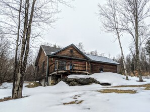 Exterior - True Mountain House (Middlesex)