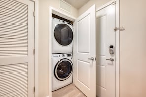 Area and facilities - Vista Cay 403 • 3BR Condo, King Suite • Universal (Orlando)