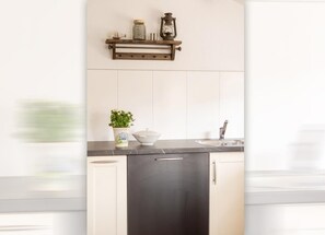 Interior - Anno 1895 Vacation Home – Historic charm meets modern living comfort! <br>Welcome to our lovingly renovated captain's house in idyllic Manslagt! The Anno 1895 vacation home can accommodate up to 5 people and combines East Frisian... (Manslagt)