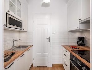 Private kitchen - Apartment Near Royal Castle (Warsaw)