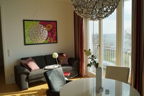 Living area - New Listing (Sassnitz)