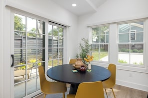 Dining Area - The Wilmore Cottage by South End | King Bed, Skylights, Fireplace & Private Patios (Charlotte)