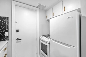 Private kitchen - Prime Location Midtown Omaha (Omaha)