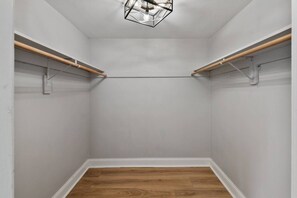 Interior - Prime Location Midtown Omaha (Omaha)