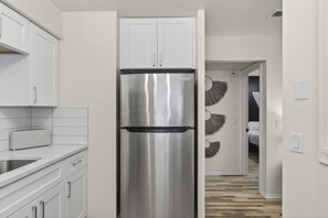 11 - Cozy Stylish Apt in Omaha`s Medical District! (Omaha)