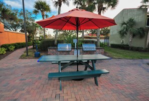 Outdoor dining - Fantasy World Resort, The Lego House - Free Waterpark and free Disney Shuttle (Kissimmee)