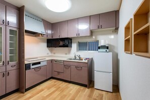 Private kitchen - Akatsuki Yado Tatsumikita (Osaka, Ikuno-ku)