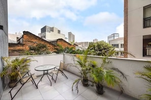 Outdoor dining - New Listing (São Paulo)