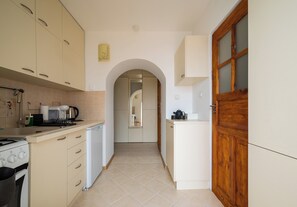 Private kitchen - Nowolipki Serene Apartment (Warszawa)