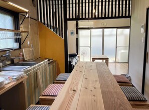 Dining - New Listing (広島市佐伯区五日市1丁目)
