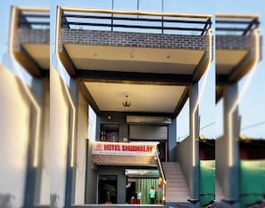 Ngoại thất