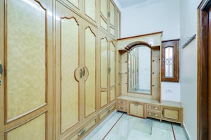 Room - Hotel O Raka Inn (Prayagraj)