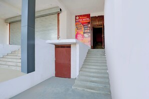 Khuôn viên nơi lưu trú