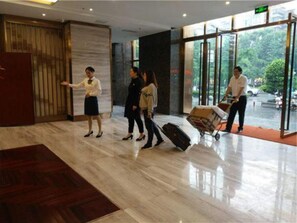 Fitness facility - Xinhua Hotel Chongqing Kaizhou (Chongqing)