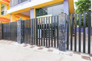 Khuôn viên nơi lưu trú