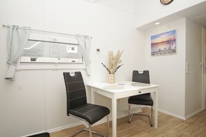 Dining - Vrbo Property (Sassnitz)