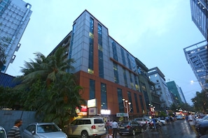 Ngoại thất