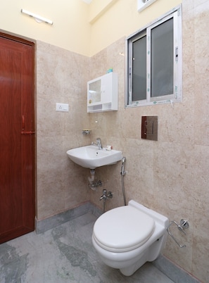 Bathroom - Hotel O A RETRO (Barasat)