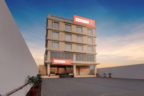 A hotel named 'PALETTE' with a modern architectural design, featuring multiple floors and a prominent signage. - Palette - Hotel Royal Palace Morbi (Morbi)