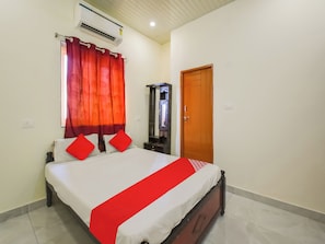 Room - Hotel O by OYO GS Lodge (Hyderabad)