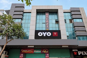 A hotel named 'Balaji' with a prominent 'OYO' sign, indicating a partnership or branding. - Hotel O Pix (Jabalpur)