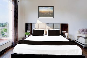 Room - Collection O The God's Palace Resort (Meerut)