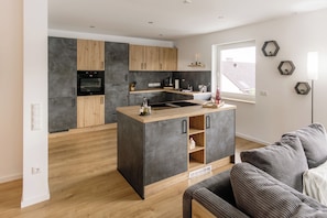 Private kitchen - New Listing (Greifenstein)