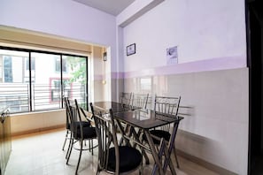 Dining - Hotel O New KOLKATA HOTEL (Kolkata)