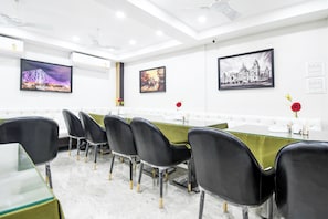 Khu phòng họp