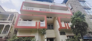 Perincian bahagian luar