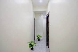 Bahagian dalam