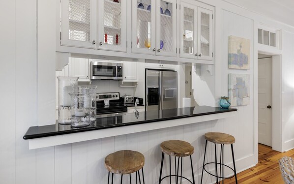 Private kitchen - WaterColor | 2 King Suites, Beach & Pools (Santa Rosa Beach)