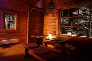 Dining - Muotkan Ruoktu Tunturikyla (Inari)