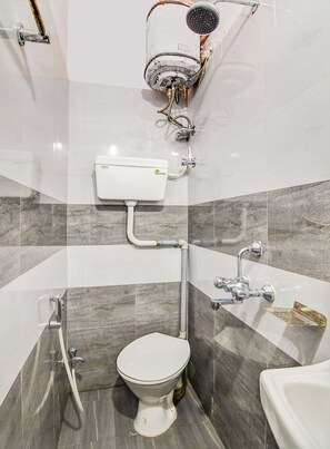 Bathroom - Hotel O Akash Namostay (Jamshedpur)