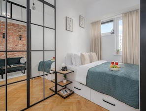 Room - Warsaw Flat Near Metro (Warsaw)