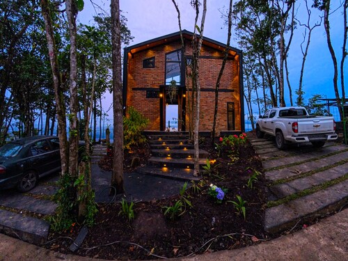 Kilamo Sky: Sleep Under the Stars, Wake Up in Paradise - Macas Ecuador