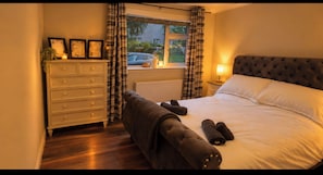Image 5 - House Sleeps 6 by the coast with enclosed garden (Fortrose)