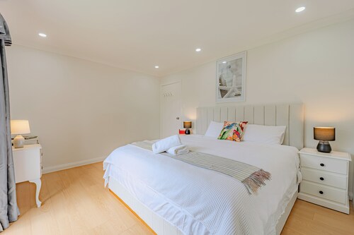 Tranquil Haven, Spacious four-bedroom Retreat in Oberon.