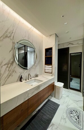 Bathroom - Charming 2-bedroom apartment with AC in vibrant Seoul (Seoul)